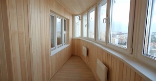 Отделка, остекление, утепление балконов в Спасске-Дальнем от 206 руб. м/2.