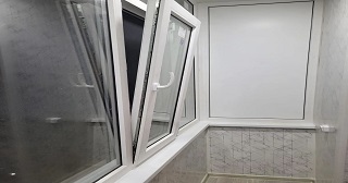 Пластиковые окна на лоджию Спасск-Дальний цена от 9759 руб. м/п. за 50 часов