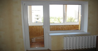 Ремонт балконной двери Спасск-Дальний, цена от 976 руб.